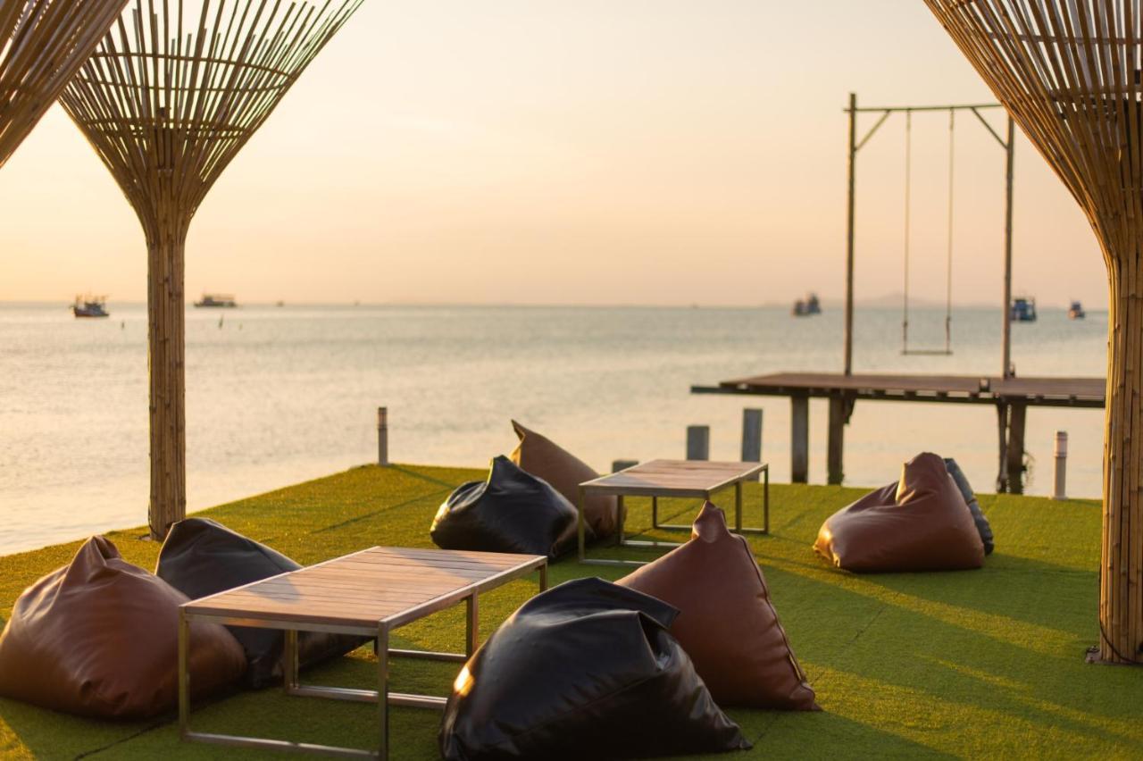 Baan Tah On The Sea Hotel Bang Sare Ngoại thất bức ảnh