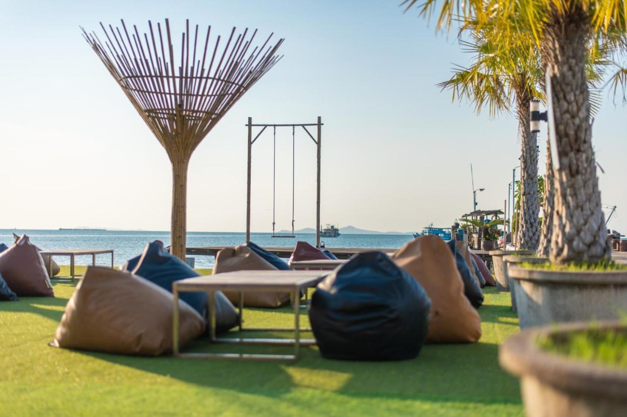 Baan Tah On The Sea Hotel Bang Sare Ngoại thất bức ảnh