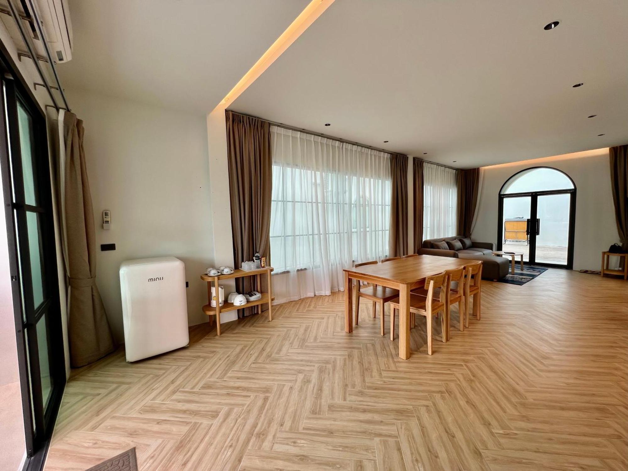 Baan Tah On The Sea Hotel Bang Sare Ngoại thất bức ảnh
